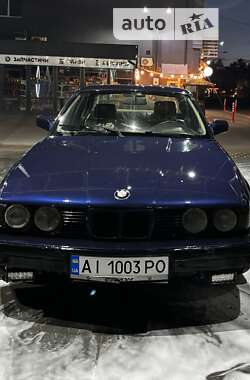 Седан BMW 5 Series 1991 в Буче