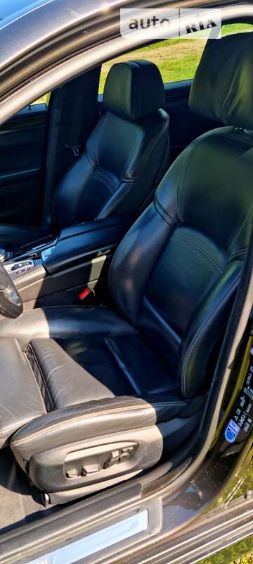 Универсал BMW 5 Series 2015 в Житомире фото 25 Универсал BMW 5 Series 2015 в Житомире