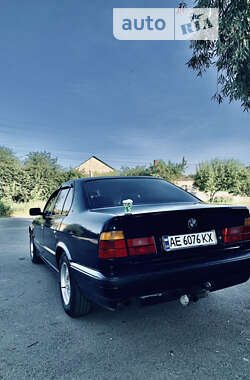 Седан BMW 5 Series 1991 в Полтаві