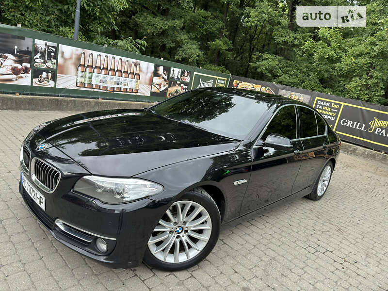 Седан BMW 5 Series 2013 в Ужгороді