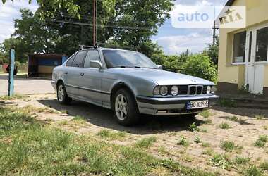 Седан BMW 5 Series 1991 в Дублянах