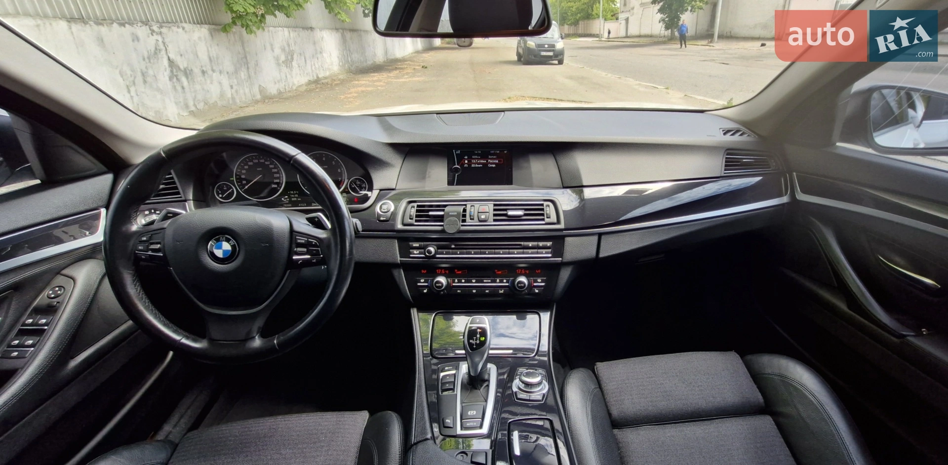 2012 BMW 5er - мініатюра 20
