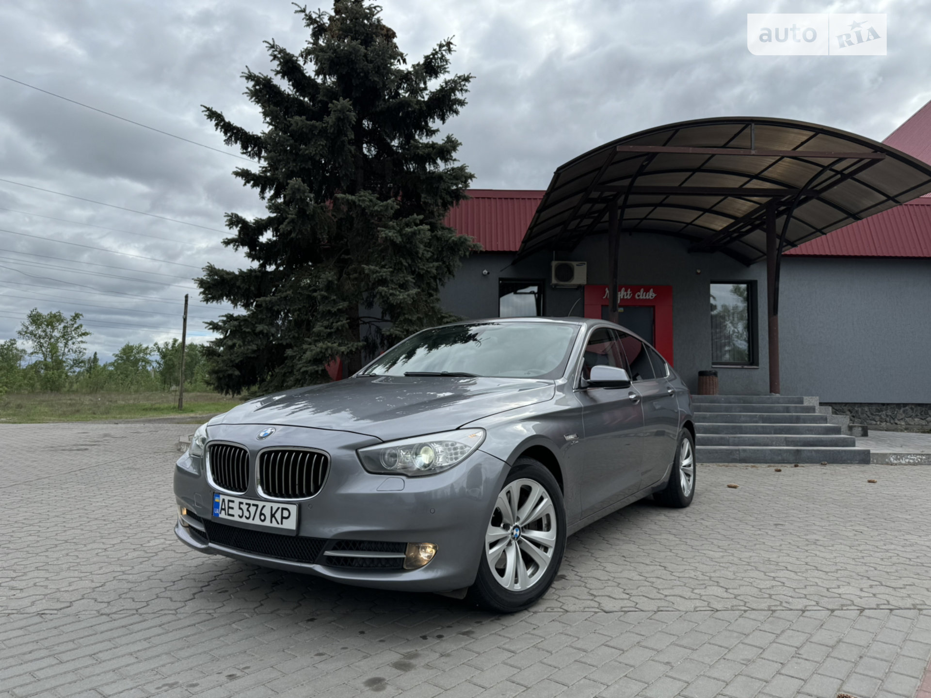 2011 BMW 5er - мініатюра 2