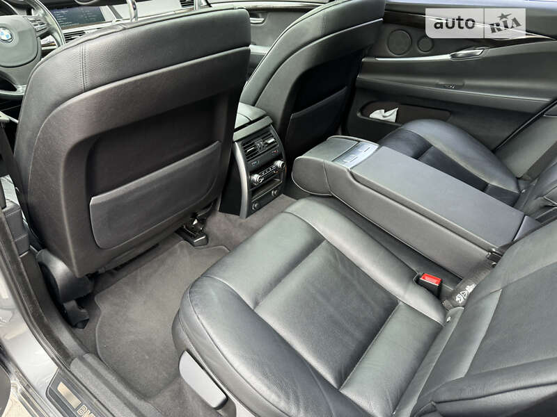 Лифтбек BMW 5 Series 2011 в Павлограде