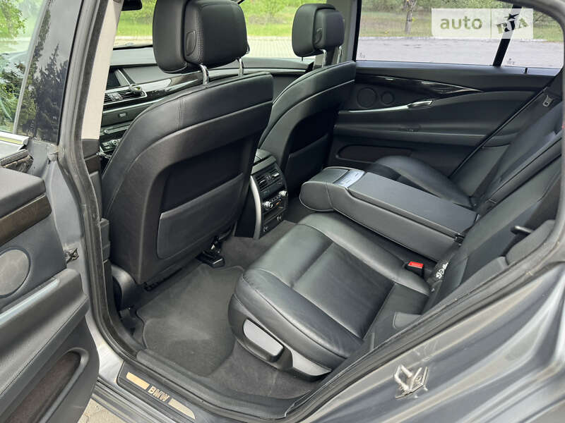 Лифтбек BMW 5 Series 2011 в Павлограде