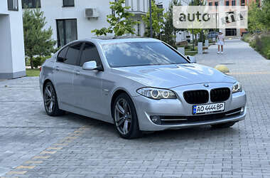 Седан BMW 5 Series 2010 в Ужгороде