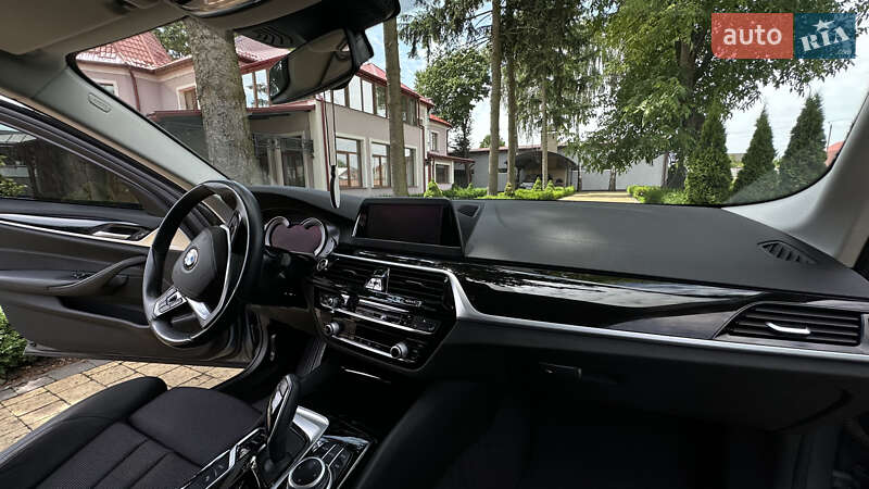 Седан BMW 5 Series 2018 в Львові фото 17 Седан BMW 5 Series 2018 в Львові
