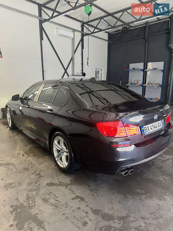Седан BMW 5 Series 2012 в Черновцах