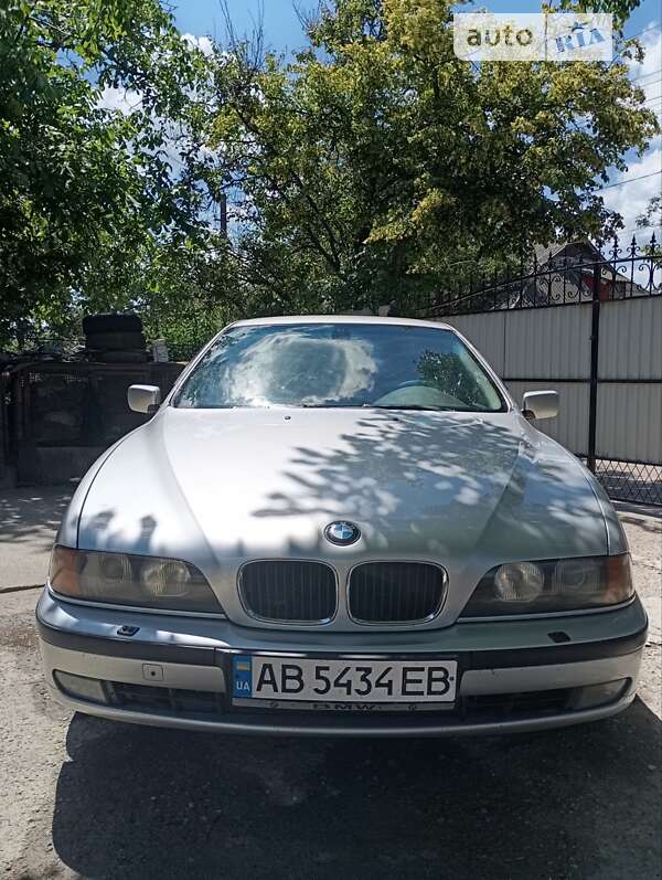 Седан BMW 5 Series 1999 в Вінниці