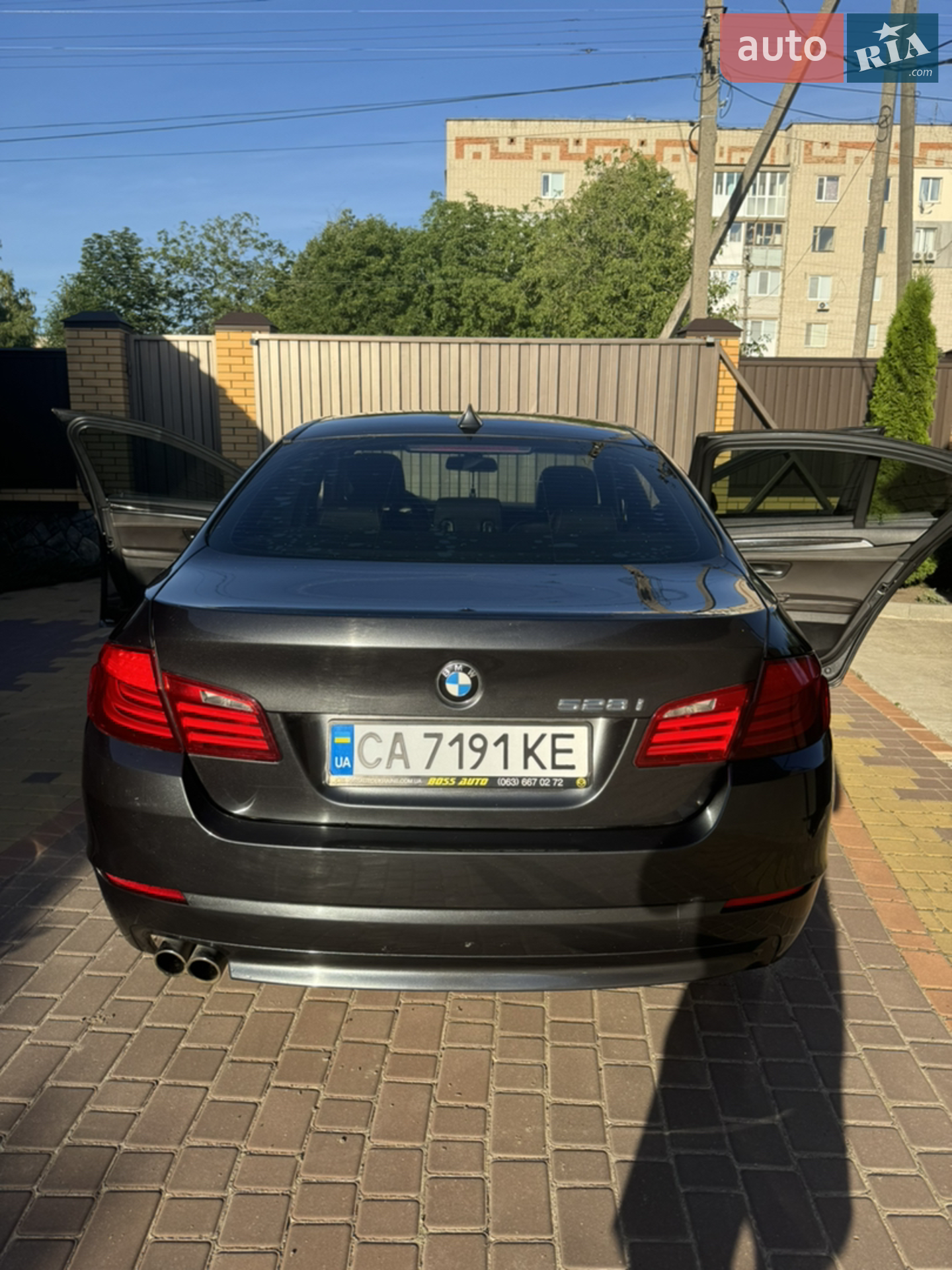 2010 BMW 5er - мініатюра 5