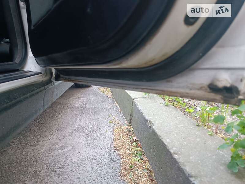 Седан BMW 5 Series 1993 в Киеве фото 17 Седан BMW 5 Series 1993 в Киеве