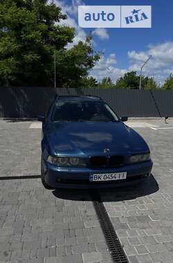 Универсал BMW 5 Series 2001 в Ровно