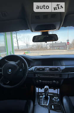 Седан BMW 5 Series 2012 в Львове