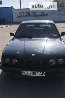 Седан BMW 5 Series 1992 в Харкові