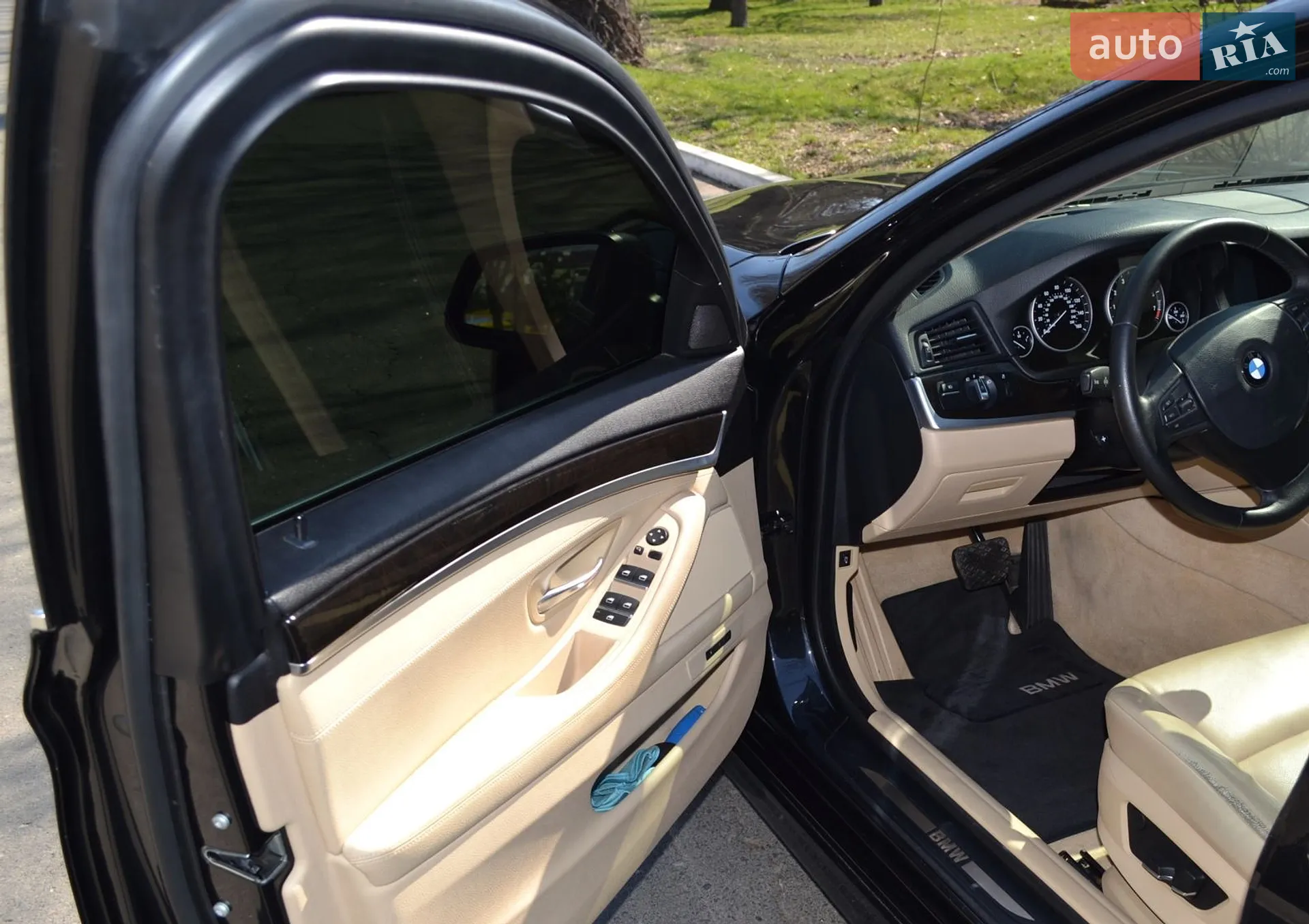 2012 BMW 5er - мініатюра 18