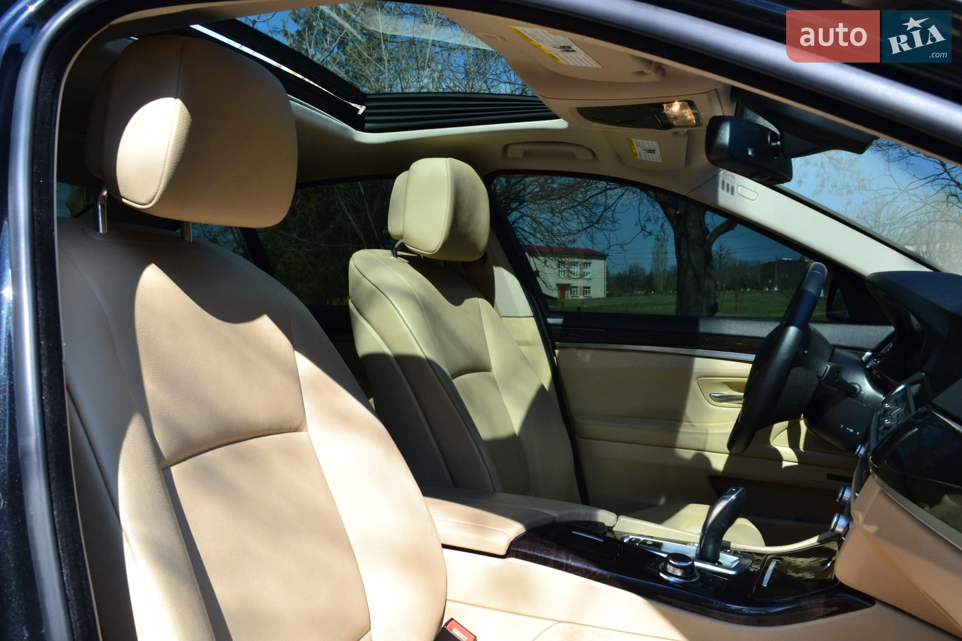 2012 BMW 5er - мініатюра 22
