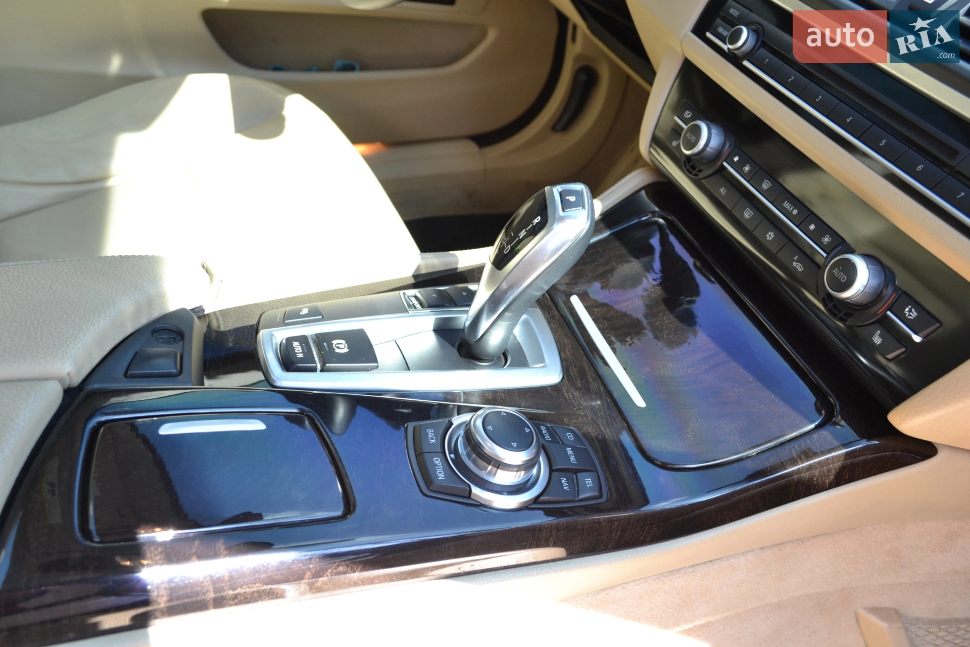 2012 BMW 5er - мініатюра 19