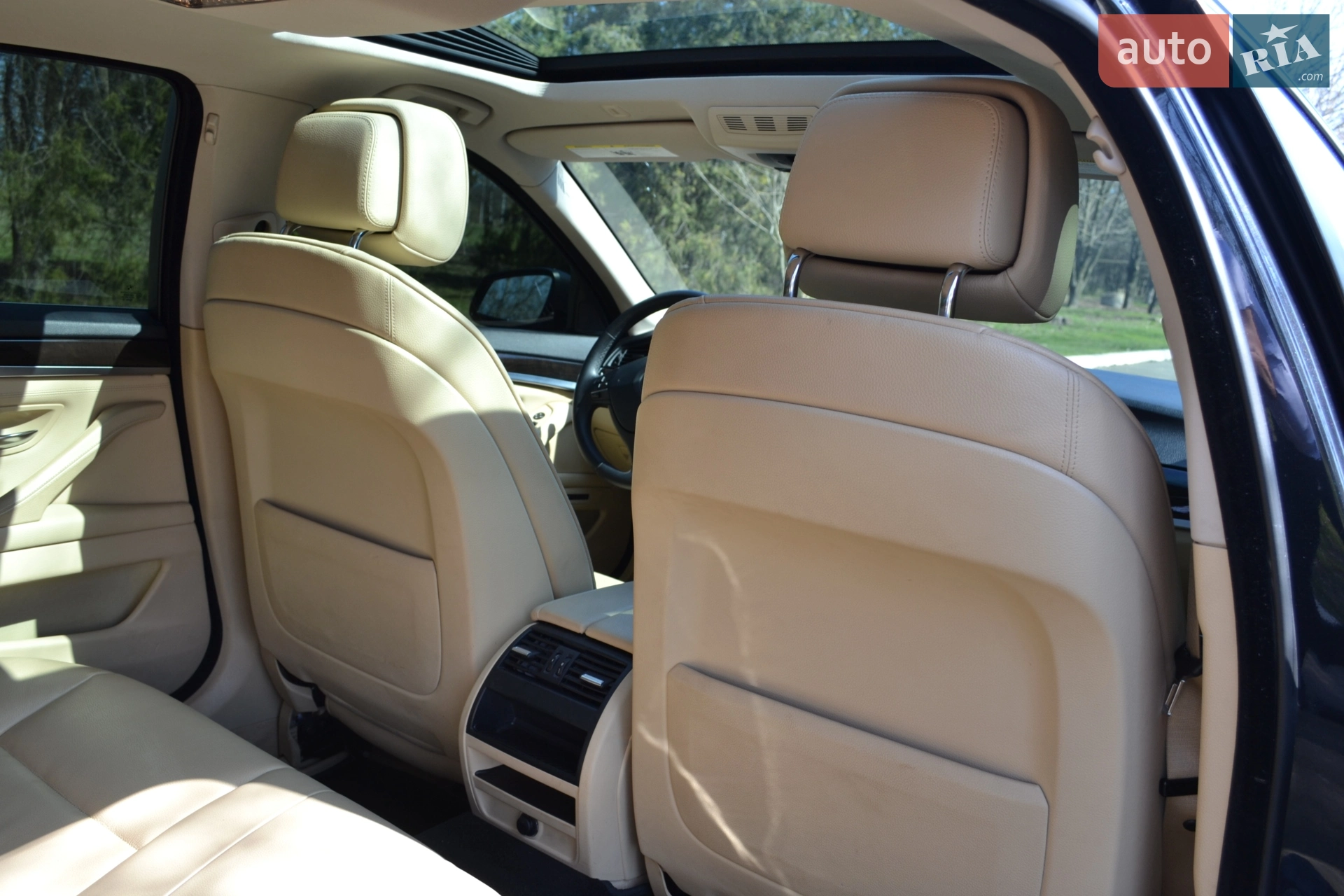 2012 BMW 5er - мініатюра 23