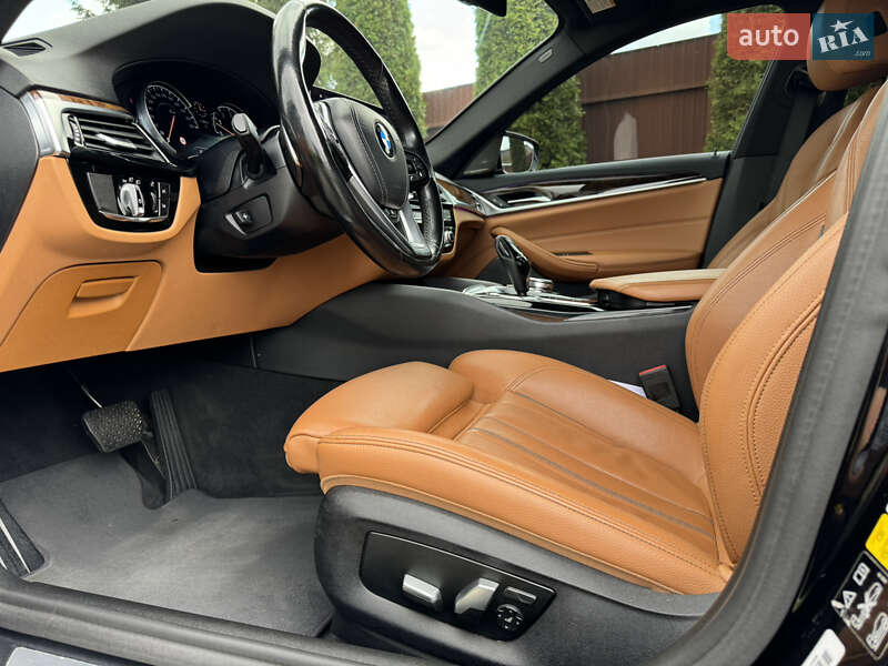 Седан BMW 5 Series 2018 в Дрогобичі