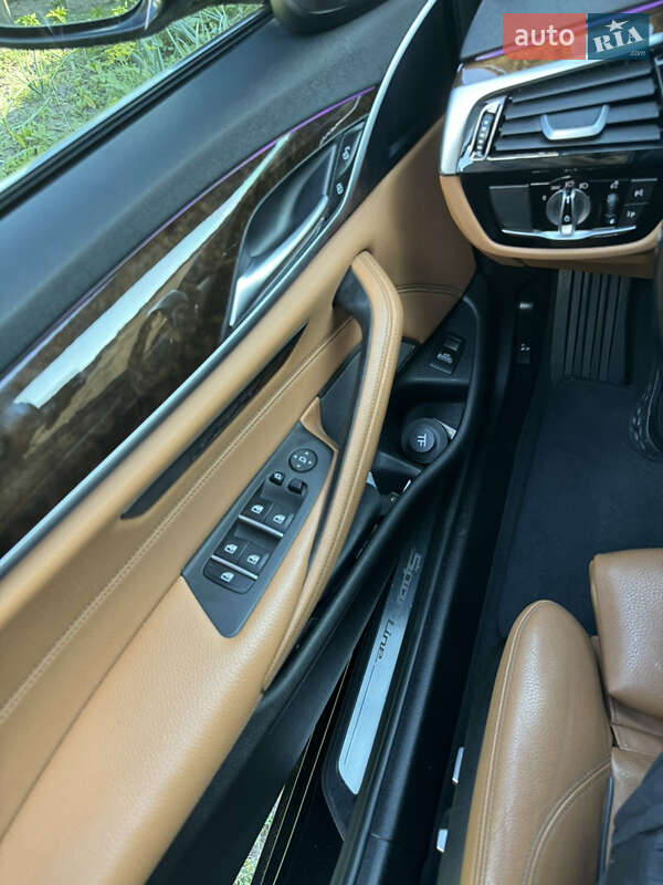 Седан BMW 5 Series 2018 в Дрогобичі