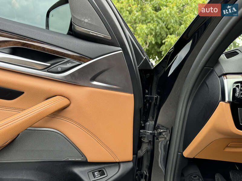 Седан BMW 5 Series 2018 в Дрогобичі