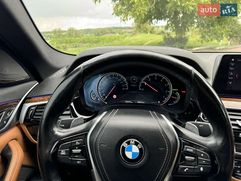 Седан BMW 5 Series 2018 в Дрогобичі