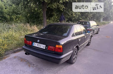 Седан BMW 5 Series 1994 в Рівному
