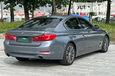 Седан BMW 5 Series 2018 в Киеве