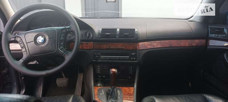 Седан BMW 5 Series 1999 в Виннице