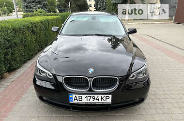 Седан BMW 5 Series 2004 в Вінниці