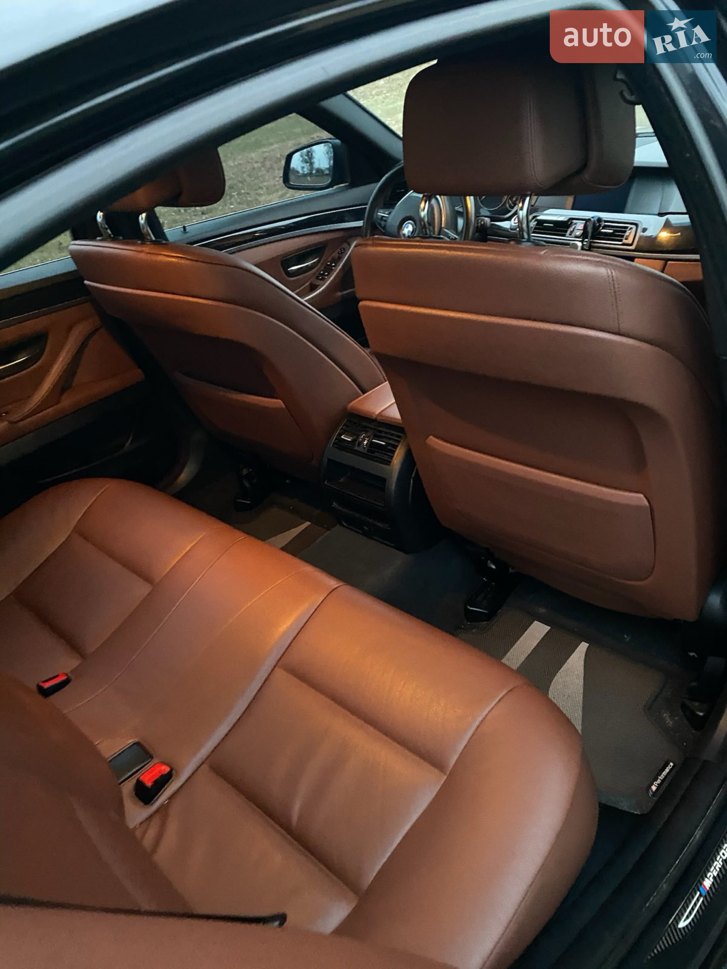 2011 BMW 5er - мініатюра 7