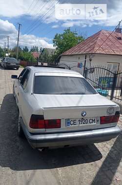 Седан BMW 5 Series 1994 в Чернівцях