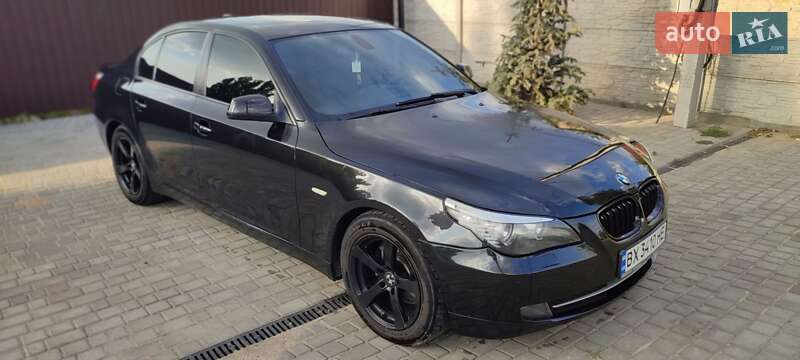 Седан BMW 5 Series 2009 в Раздельной