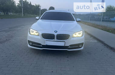 Седан BMW 5 Series 2016 в Мукачево