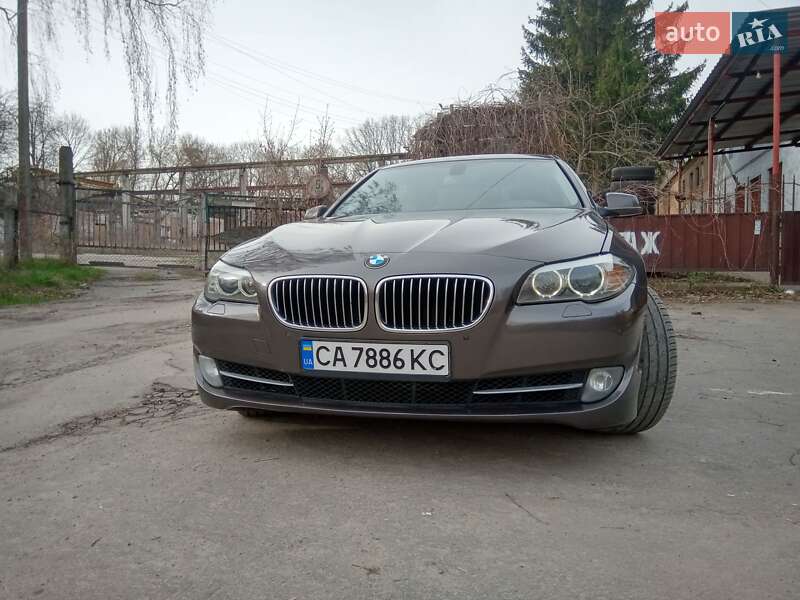 BMW 5 Series 2011