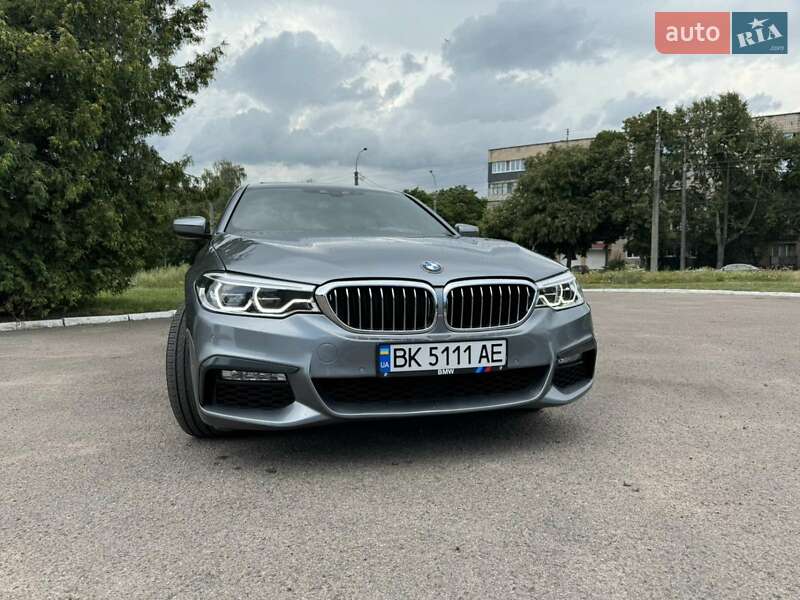 Седан BMW 5 Series 2017 в Ровно