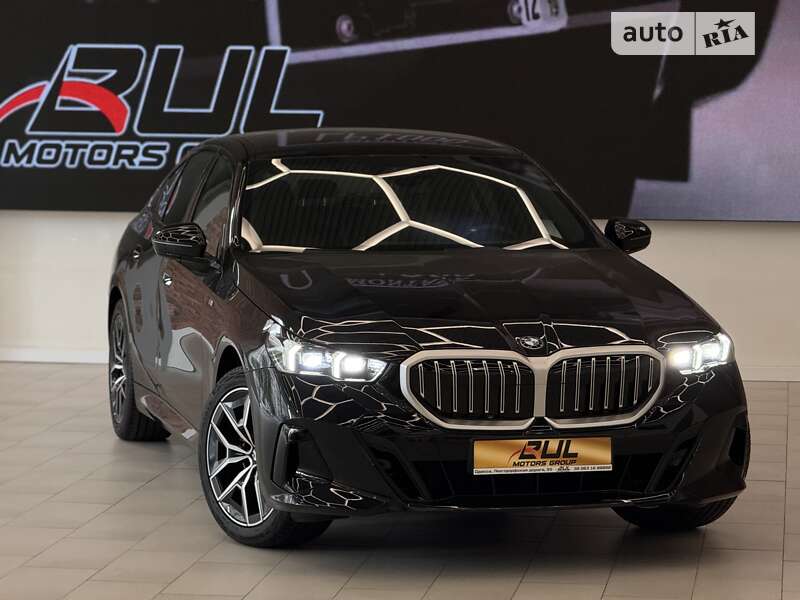 BMW 5 Series 2023