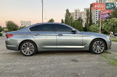 Седан BMW 5 Series 2017 в Киеве