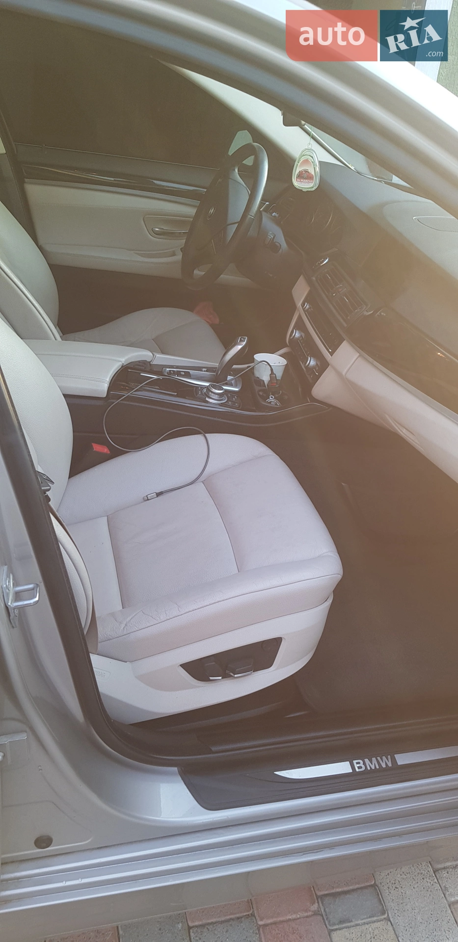 2012 BMW 5er - мініатюра 10