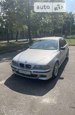 Седан BMW 5 Series 1999 в Киеве