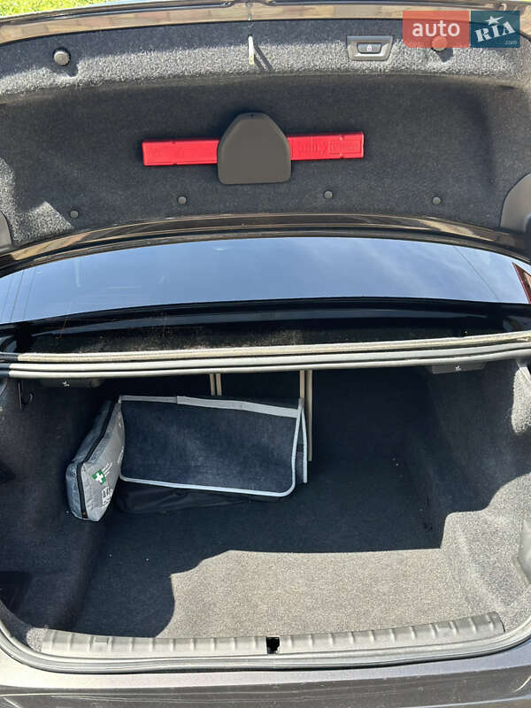 Седан BMW 5 Series 2017 в Львове фото 14 Седан BMW 5 Series 2017 в Львове