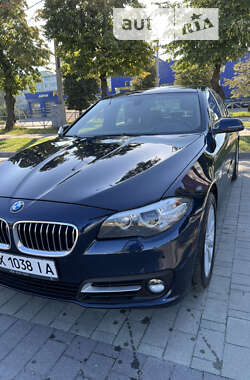 Седан BMW 5 Series 2015 в Хмельницком