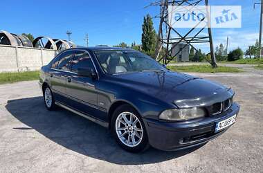 Седан BMW 5 Series 2001 в Рівному