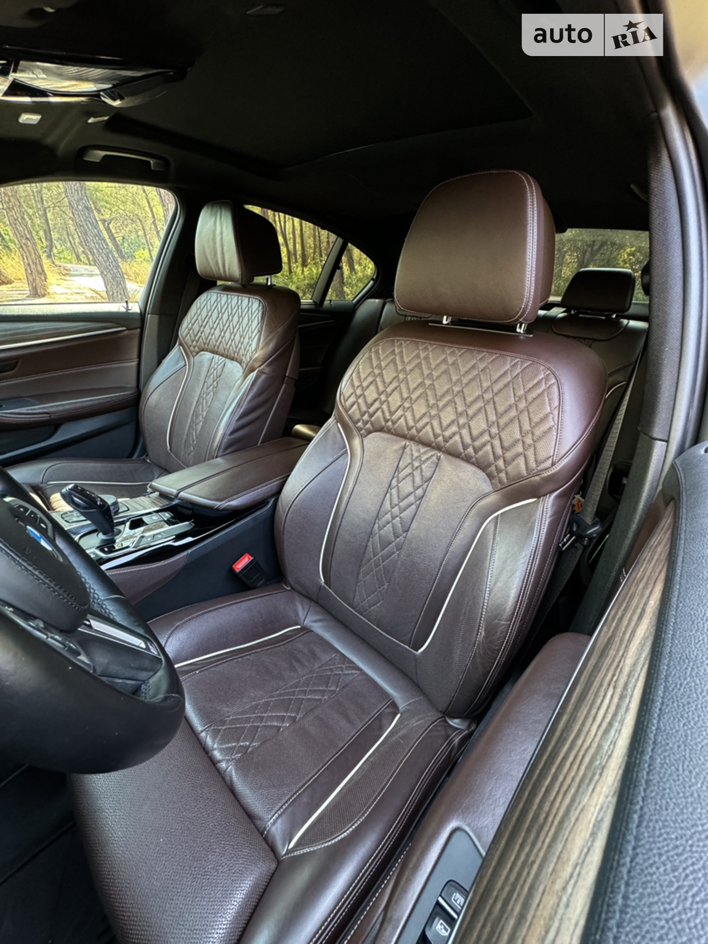 BMW 5 Series 2018 VIN WBAJC5105JWB87290 фото оголошення 11 з 19