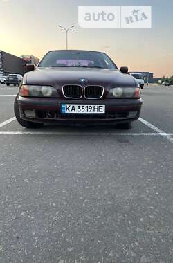 Седан BMW 5 Series 1998 в Києві