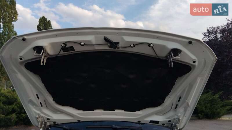 Седан BMW 5 Series 2012 в Николаеве фото 29 Седан BMW 5 Series 2012 в Николаеве