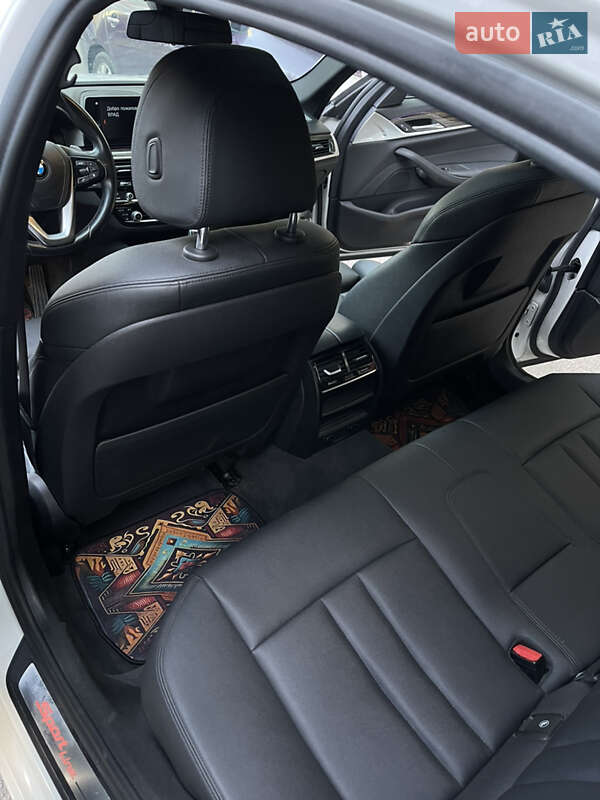 Седан BMW 5 Series 2017 в Киеве