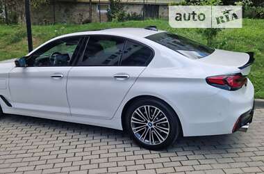 Седан BMW 5 Series 2018 в Львові