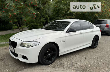 Седан BMW 5 Series 2011 в Сторожинце