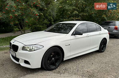 Седан BMW 5 Series 2011 в 